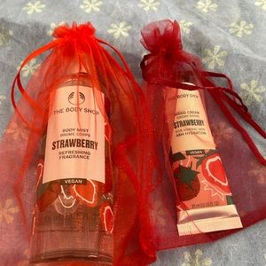 NWOT-Bundle The Body Shop strawberry body mist and hand cream